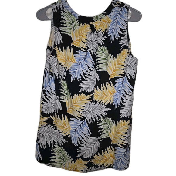 Crown &Ivy Sleeveless Tropical Print Shirt Women's Size‎ Large - Picture 2 of 3